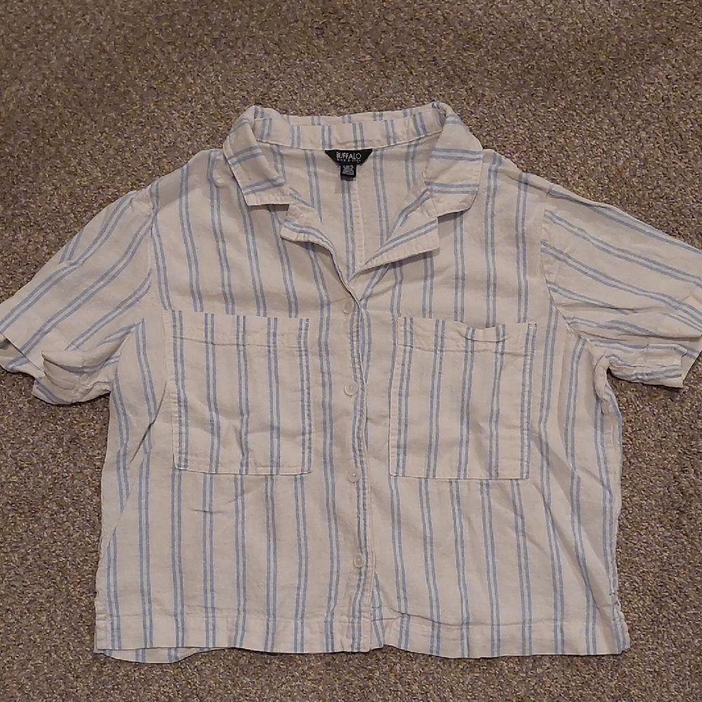 Cropped Linen Button-Down Tee